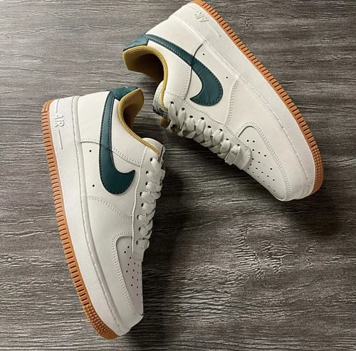 کتونی نایک ایرفورس سفید سبز (Nike Air Force)