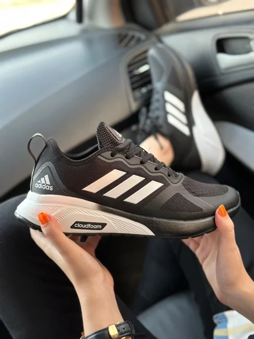 کفش اسپرت آدیداس کلود فوم (Adidas cloudfoam)