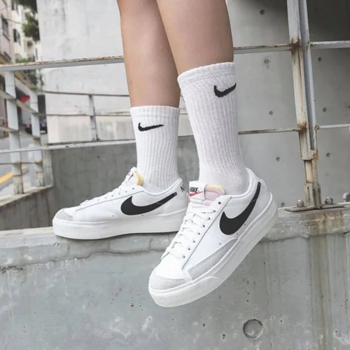 کتونی نایک بلیزر سفید مشکی (Nike Blazer)