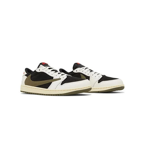 کفش نایک ایرجردن 1 تراویس اسکات ساق کوتاه (Nike Travis Scott Air Jordan 1 Low)