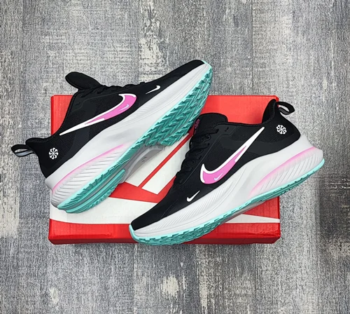 کفش اسپرت نایک زوم ایکس یخی (Nike zoom x)