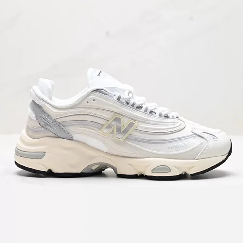 کفش اسپرت نیوبالانس 1000 (New Balance 1000)