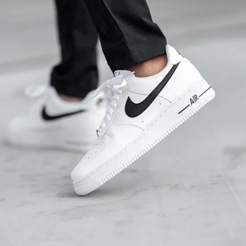 کتونی نایک ایرفورس سفید مشکی (Nike Air Force)