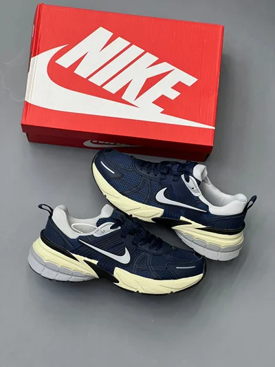 کتونی نایک وی تو کی ران اصلی Nike V2K Run