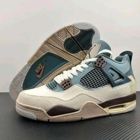 کتونی نایک ایر جردن 4(Nike air jordan 4 )