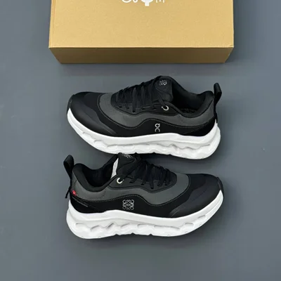 کفش آن رانینگ (On Running QC Loewe Cloudtilt)